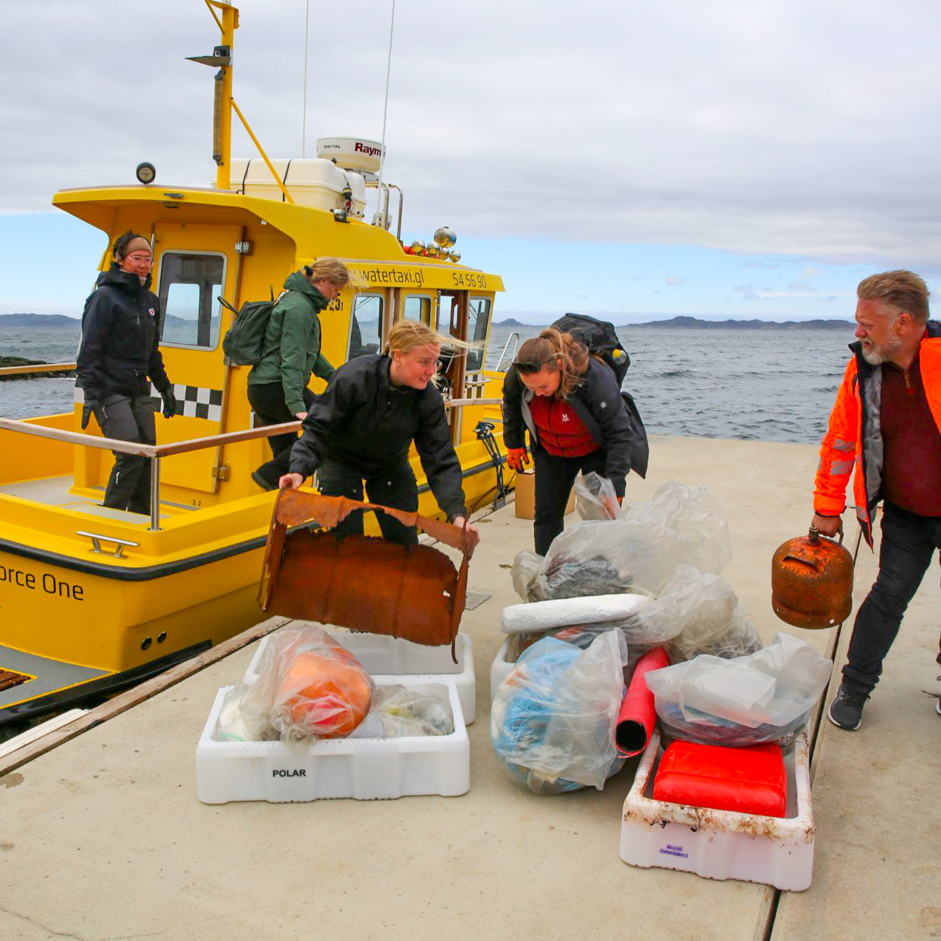 Affaldsindsamlinger hos Nuuk Water Taxi